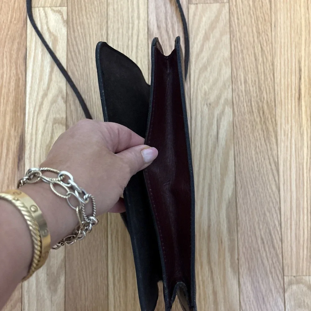 Vintage Convertible Burgundy Leather Crossbody Bag‎